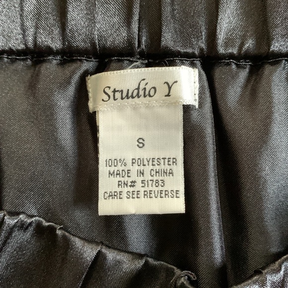 Studio Y Tulle Tiered Mini Skirt - Picture 3 of 8